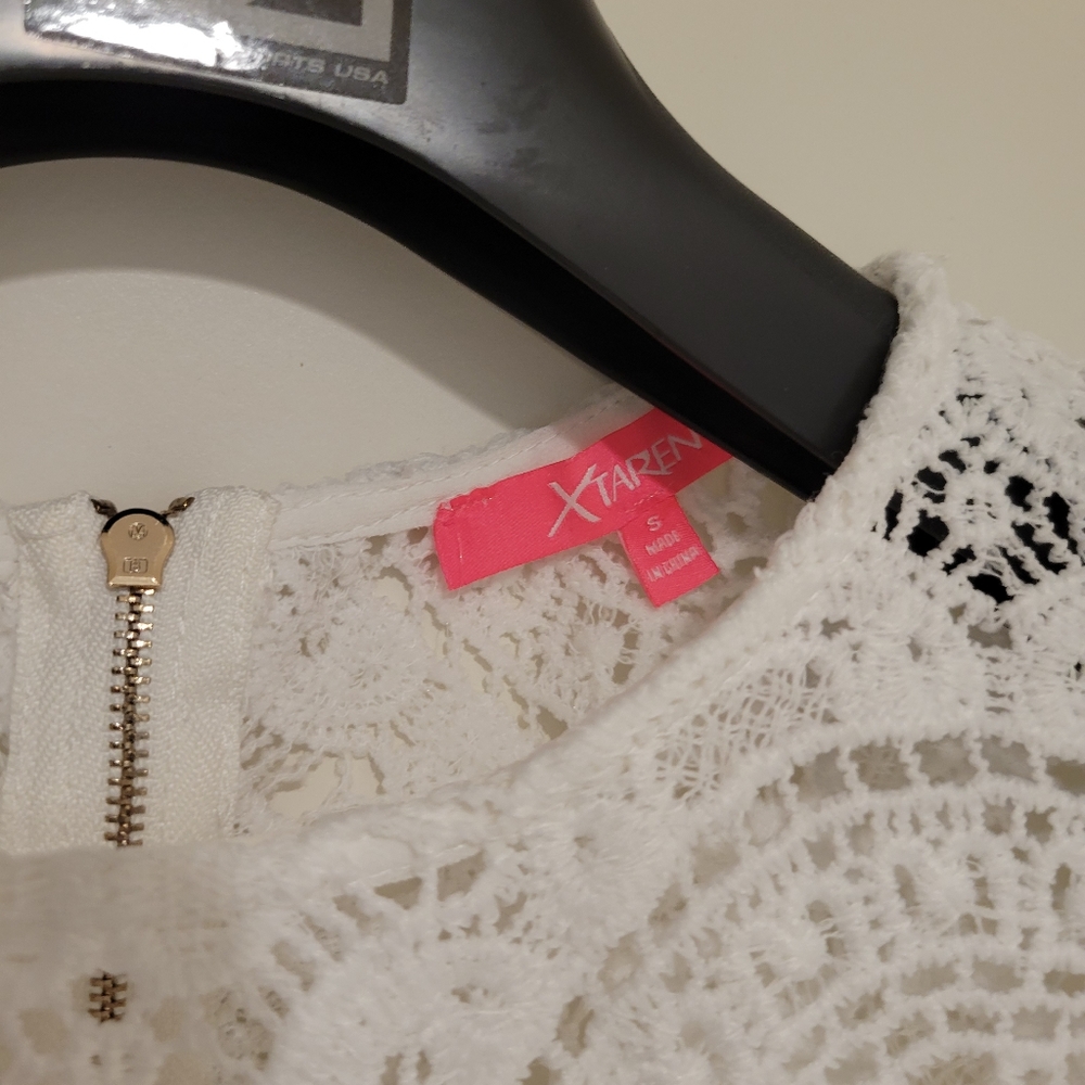 XTAREN Women's Fully Laced Top. Small. #168 - Picture 2 of 3
